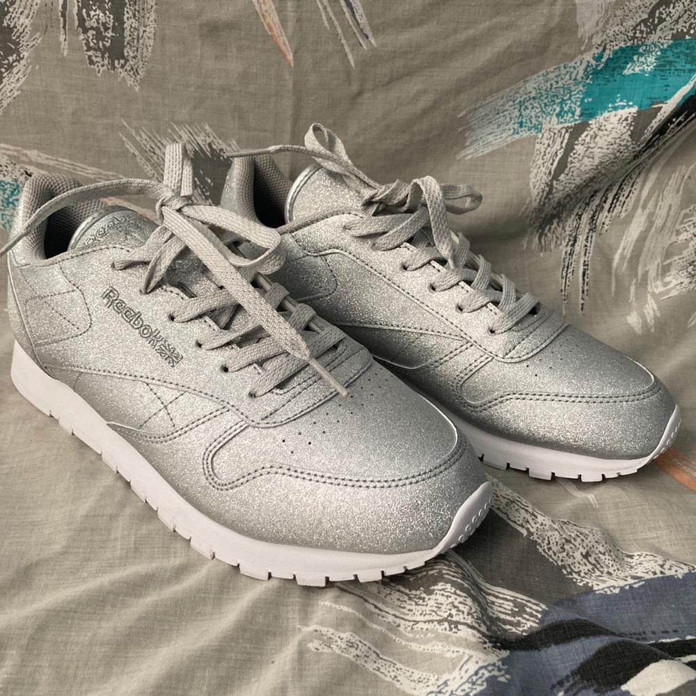 Reebok Princess Classics Women Size 8.5